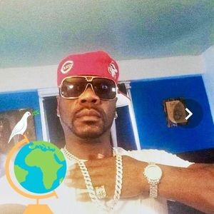 Meet your Posher, Shine